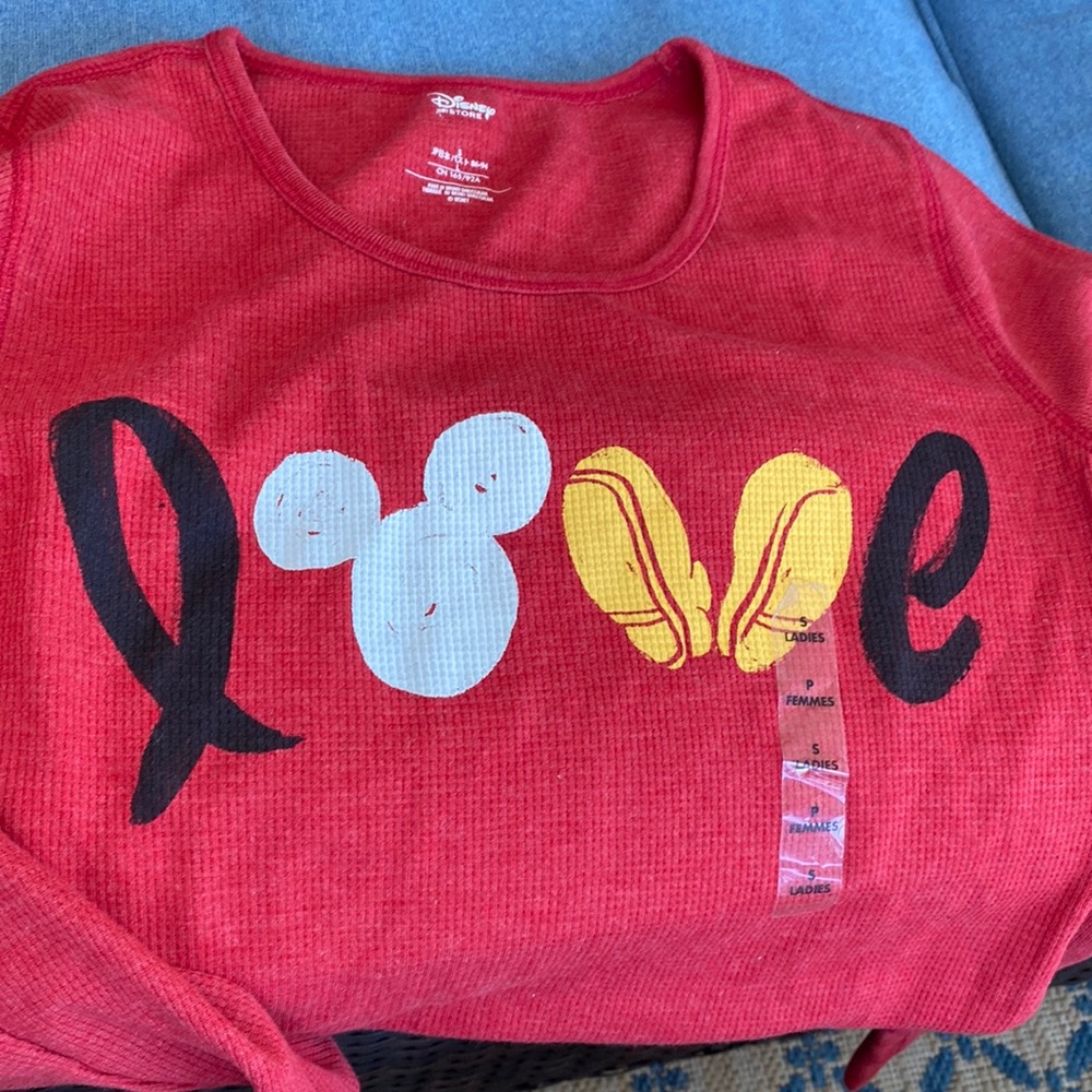 Disney women’s small Thermal